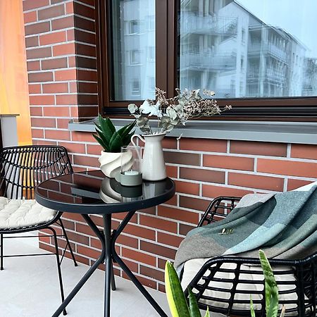 Ts Gold New Town Apartment & Free Private Parking Szczecin Bagian luar foto