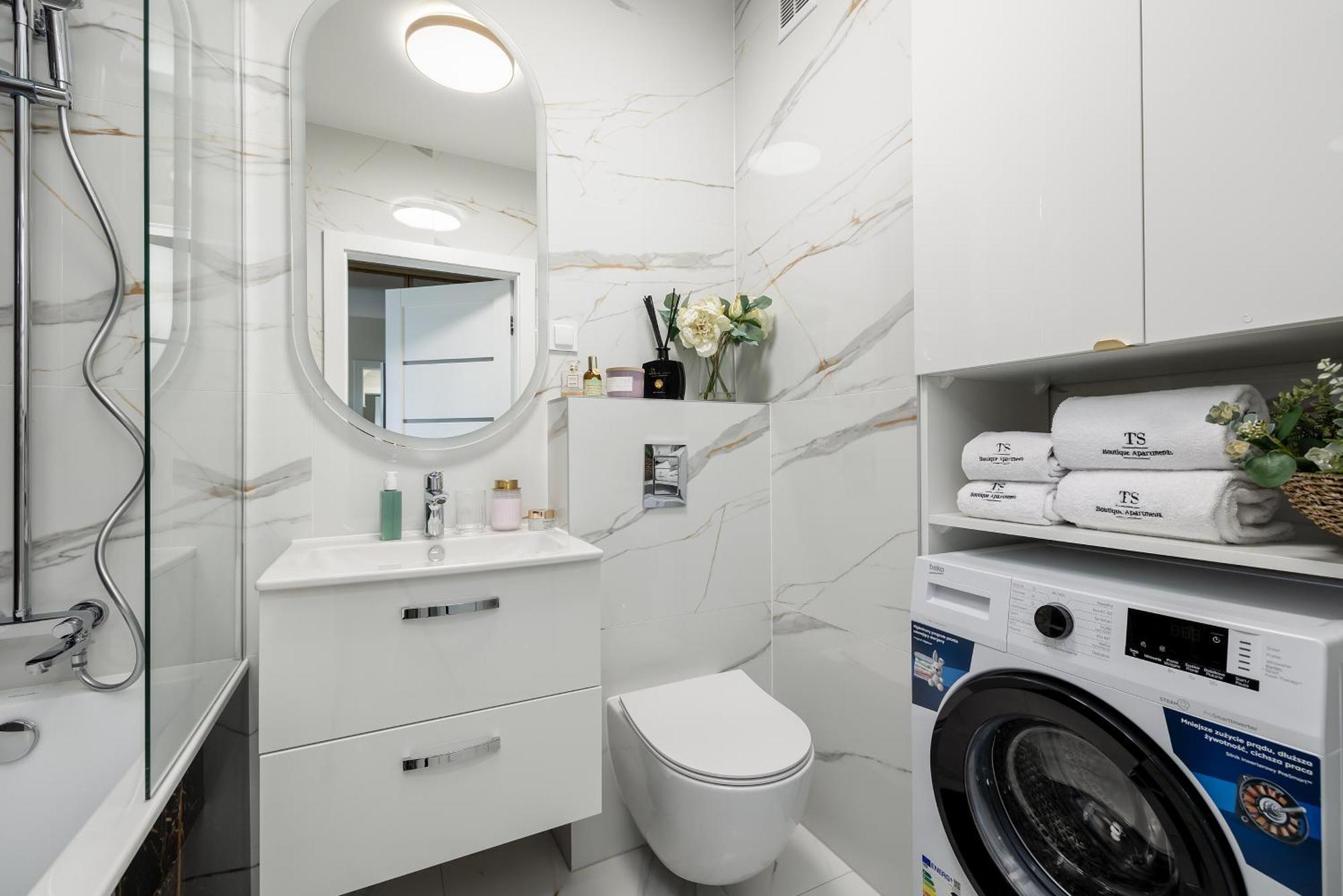 Ts Gold New Town Apartment & Free Private Parking Szczecin Bagian luar foto